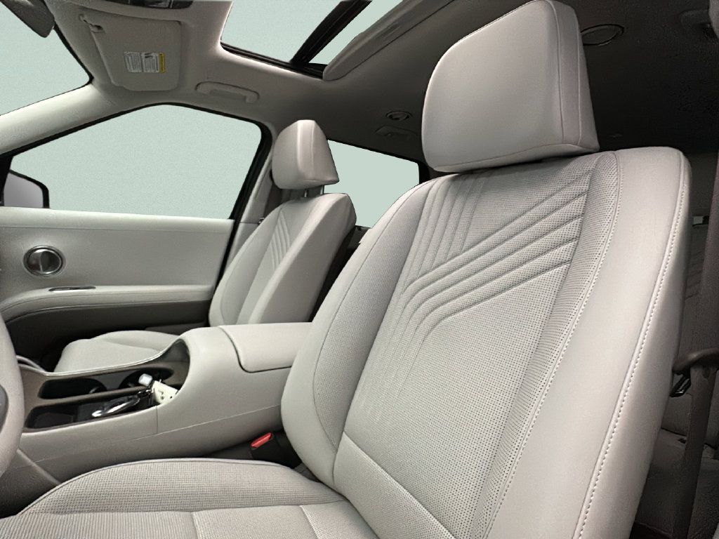 Certified 2026 Hyundai Palisade SEL AWD/4WD image 9