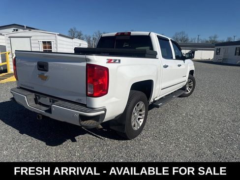Used 2016 Chevrolet Silverado 1500 LTZ Z71 w/ LTZ Plus Package image 13