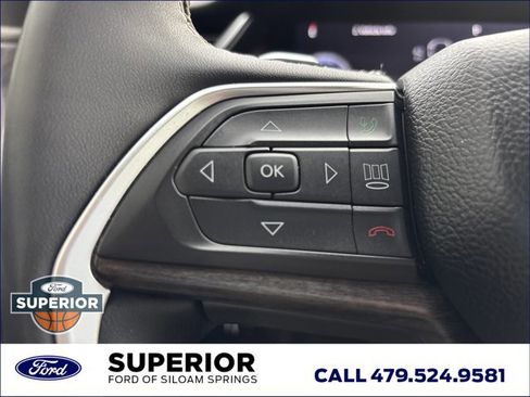 Used 2023 Jeep Grand Cherokee L Limited image 26