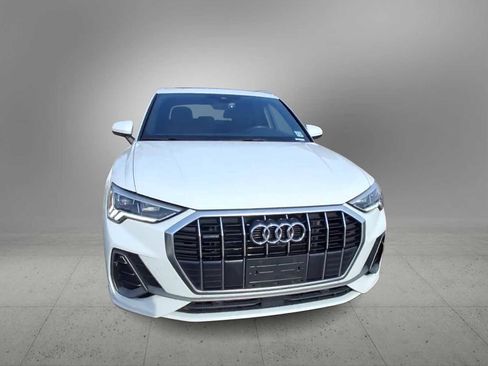 Certified 2022 Audi Q3 2.0T Premium Plus image 3
