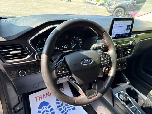 Used 2022 Ford Escape SEL w/ SEL Stealth AWD Package image 14
