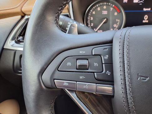 Used 2024 Cadillac XT6 Sport w/ Platinum Package image 13