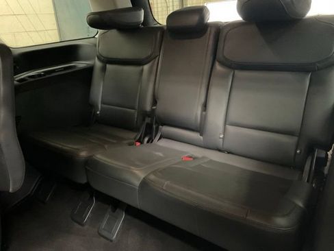 Used 2025 Ford Expedition Active AWD/4WD image 16