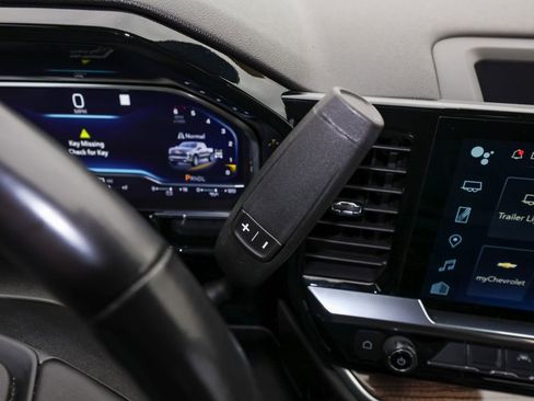 Used 2022 Chevrolet Silverado 1500 RST w/ Protection Package image 18