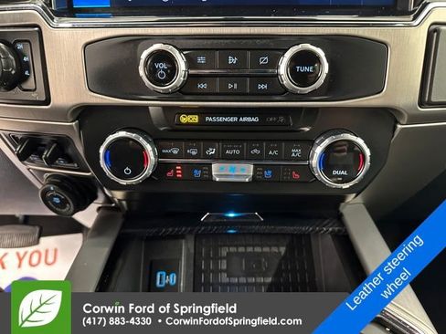 Used 2022 Ford F350 Platinum w/ FX4 Off-Road Package image 27