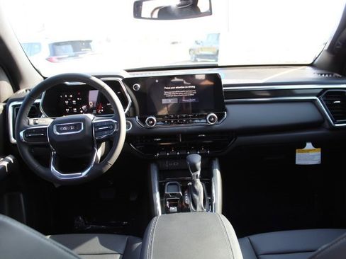 New 2026 GMC Canyon Elevation w/ Convenience Package image 11