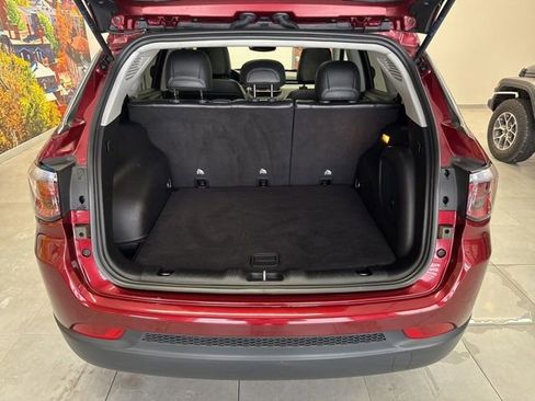 Used 2022 Jeep Compass Latitude w/ Sun and Sound Group image 46