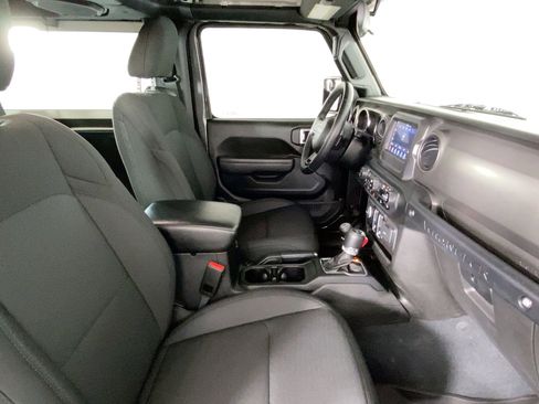 Used 2022 Jeep Wrangler Sport S image 30