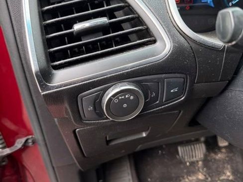 Used 2015 Ford Edge Titanium w/ Equipment Group 301A FWD image 20