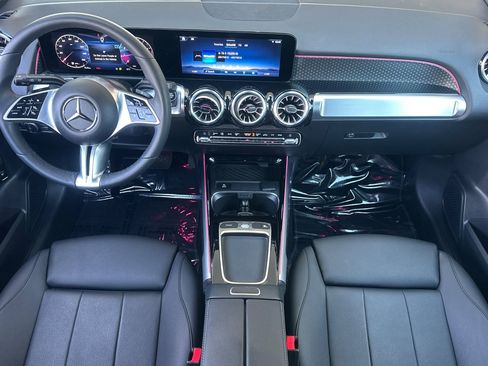 Certified 2024 Mercedes-Benz GLB 250 image 13