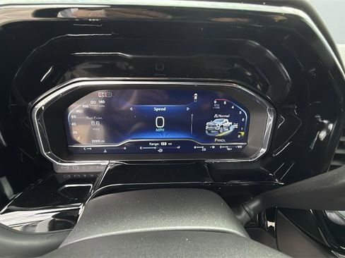 Used 2025 Chevrolet Silverado 3500 LTZ w/ LTZ Plus Package image 20