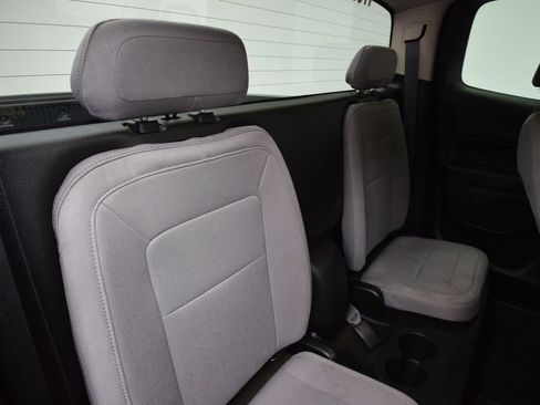 Used 2015 GMC Canyon 4x4 Extended Cab w/ Convenience Package image 23