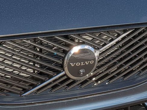 Certified 2026 Volvo XC60 B5 Plus w/ Protection Package Premier AWD/4WD image 11