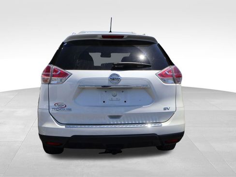 Used 2016 Nissan Rogue SV FWD image 9