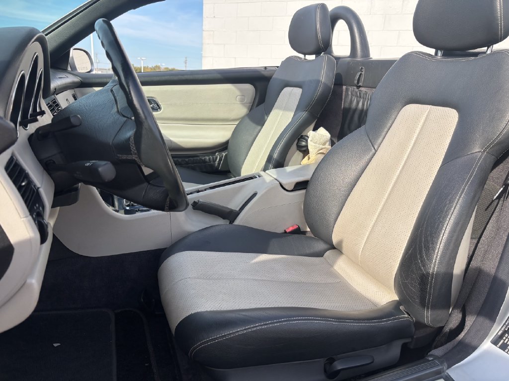 Used 1999 Mercedes-Benz SLK 230 image 3