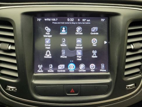 Used 2015 Chrysler 200 C w/ Navigation & Sound Group I image 25
