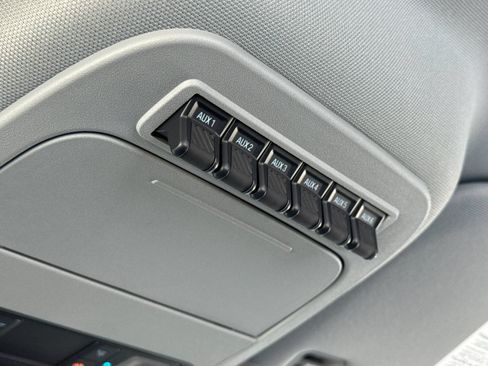 New 2024 Ford F550 4x4 Regular Cab Super Duty image 30