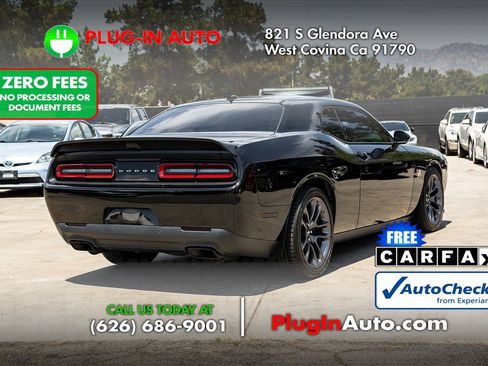 Used 2023 Dodge Challenger R/T Scat Pack RWD image 4