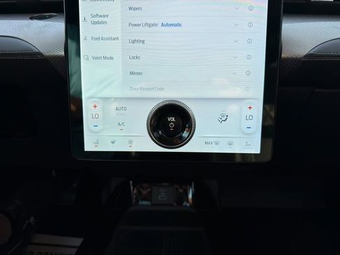 Used 2021 Ford Mustang Mach-E Select w/ Comfort/Appearance Package image 30