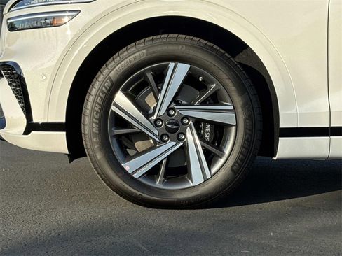 New 2026 Genesis GV70 3.5T Sport Advanced image 14
