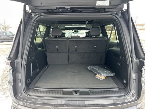 New 2026 Jeep Grand Wagoneer L Limited image 39