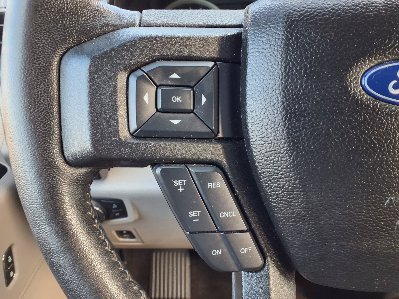 Used 2018 Ford F150 XLT w/ Equipment Group 302A Luxury AWD/4WD image 15