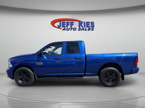 Used 2018 RAM 1500 Express w/ Express Value Package AWD/4WD image 8