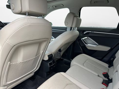 Used 2022 Audi Q3 2.0T Premium image 16