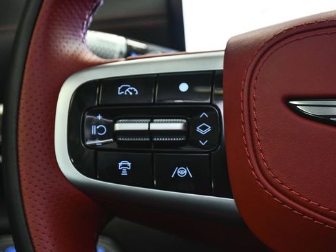 Used 2025 Genesis GV80 3.5T e-SC image 39