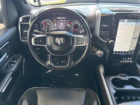 Used 2022 RAM 1500 Laramie w/ Sport Appearance Package AWD/4WD image 9