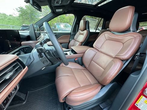 New 2026 Lincoln Aviator Reserve AWD/4WD image 18