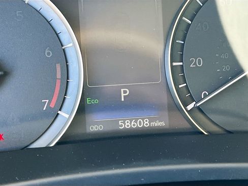 Used 2022 Lexus RX 350L FWD w/ Premium Package image 12