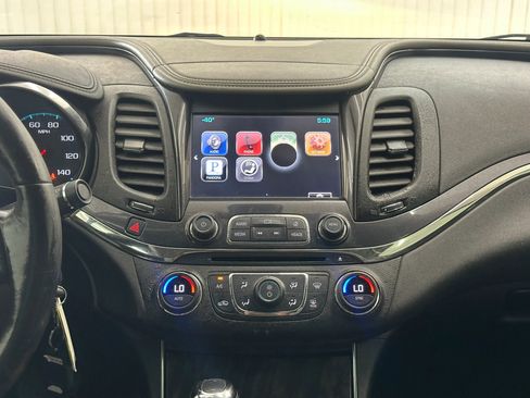 Used 2014 Chevrolet Impala LT image 18