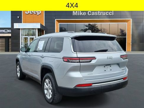 Used 2023 Jeep Grand Cherokee L Limited AWD/4WD image 6