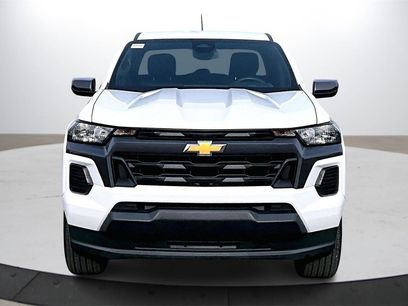 Used 2024 Chevrolet Colorado LT