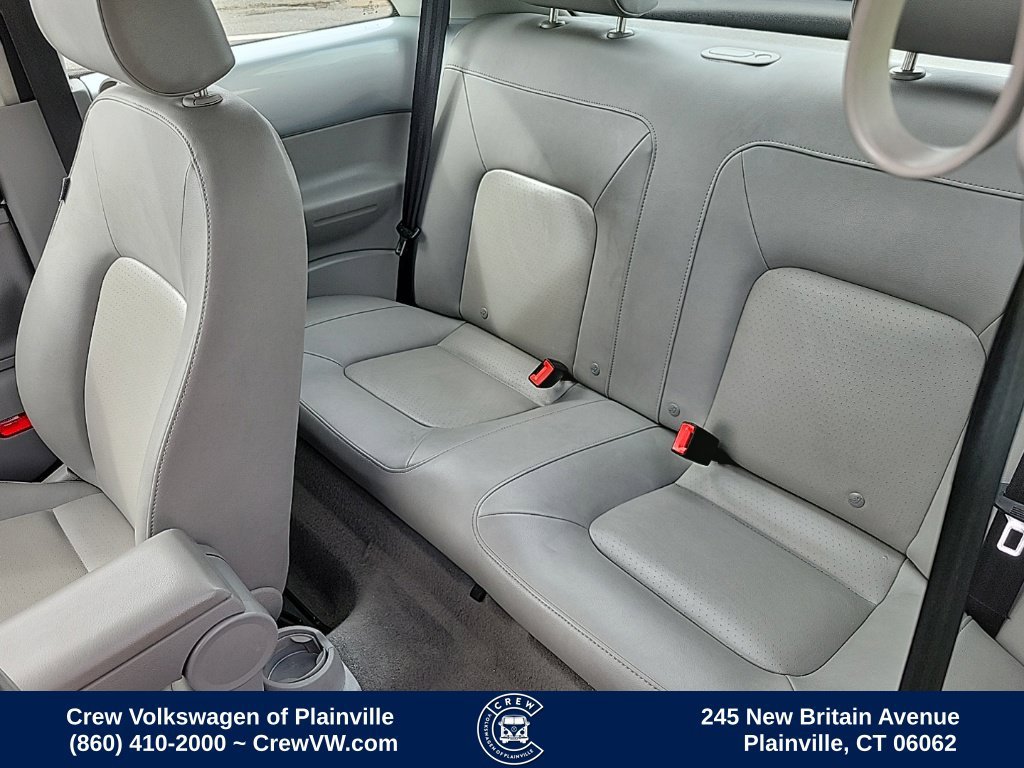 Used 2008 Volkswagen Beetle S FWD image 15