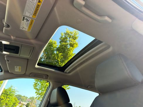 Used 2024 Honda CR-V EX-L image 23