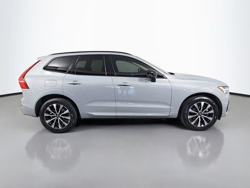 Used 2024 Volvo XC60 B5 Plus AWD/4WD image 5