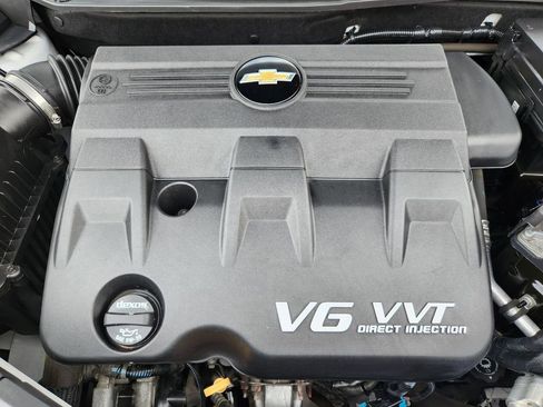 Used 2017 Chevrolet Equinox LT w/ Convenience Package image 31