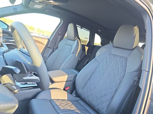 New 2025 Audi SQ5 Premium Plus image 15