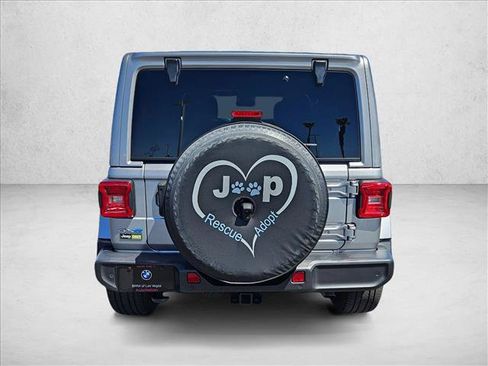 Used 2021 Jeep Wrangler Unlimited Sahara w/ Cold Weather Group AWD/4WD image 7