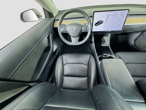 Used 2018 Tesla Model 3 Long Range RWD image 14