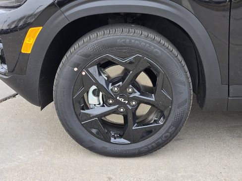 New 2026 Kia Seltos EX image 8