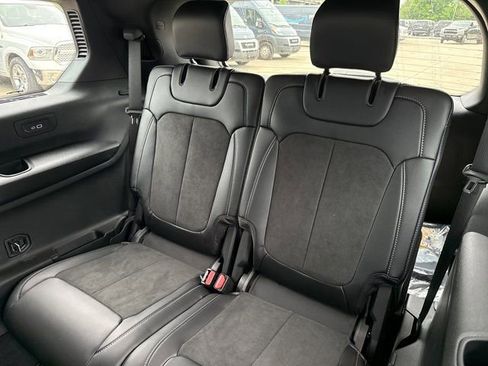 New 2026 Jeep Grand Cherokee L 4WD image 7