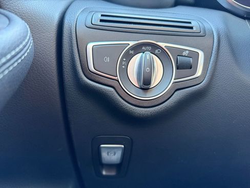 Certified 2022 Mercedes-Benz GLC 300 GLC 300 image 23