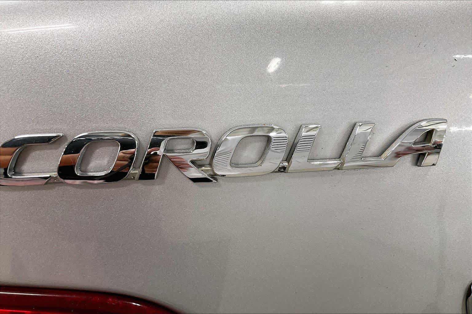Used 2010 Toyota Corolla LE FWD image 29