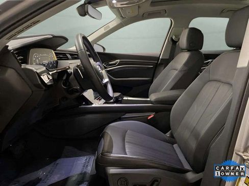 Used 2023 Audi e-tron Premium Plus image 18