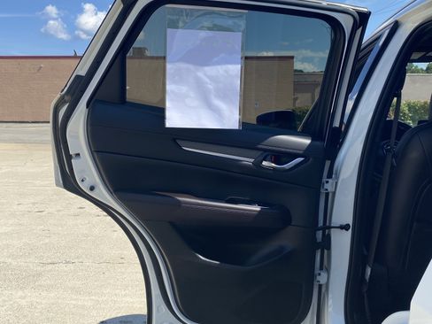 Used 2021 MAZDA CX-5 Signature image 22