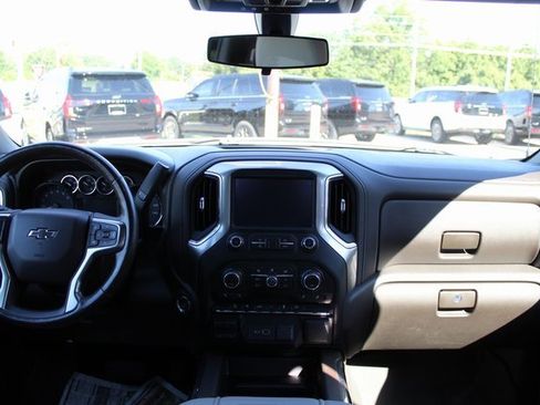 Used 2019 Chevrolet Silverado 1500 RST AWD/4WD image 22