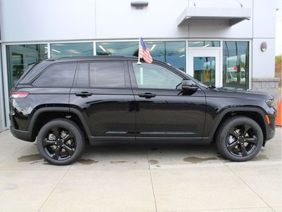 New 2025 Jeep Grand Cherokee Limited w/ Luxury Tech Group II